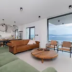 Rovni Villa